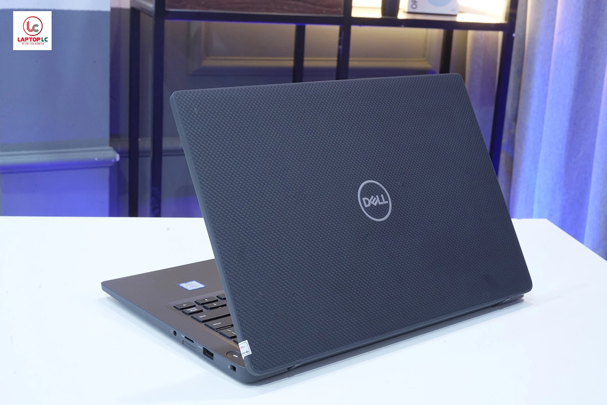 Laptop cũ Dell Latitude 7300