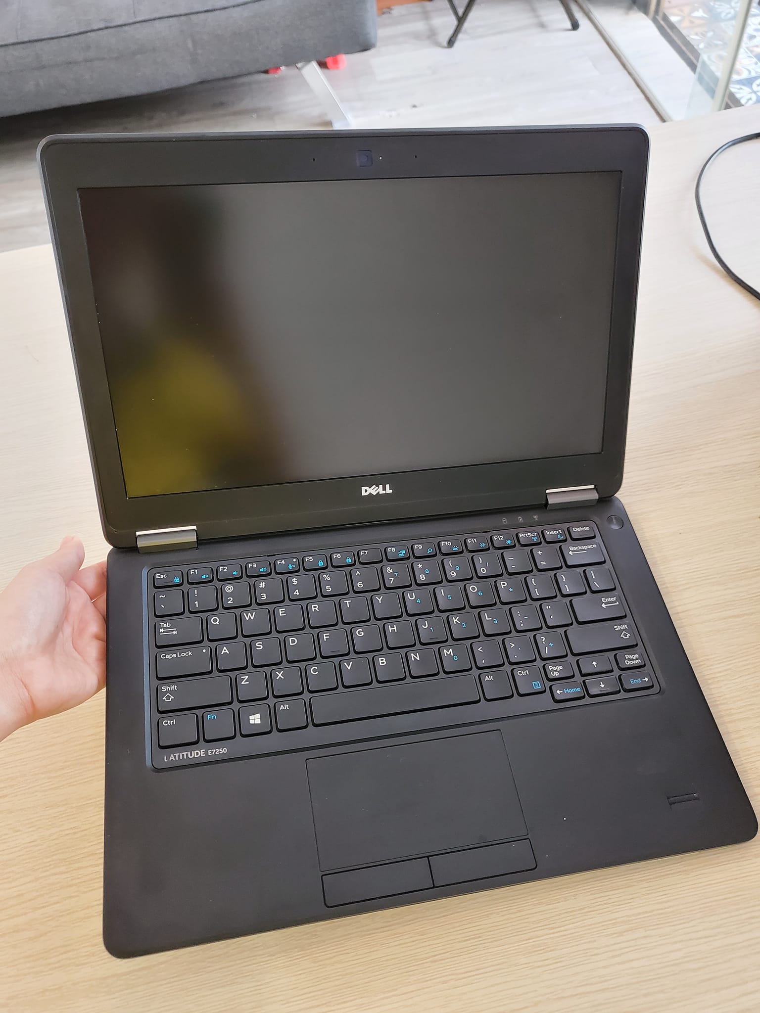 Laptop cũ Dell Latitude E7250