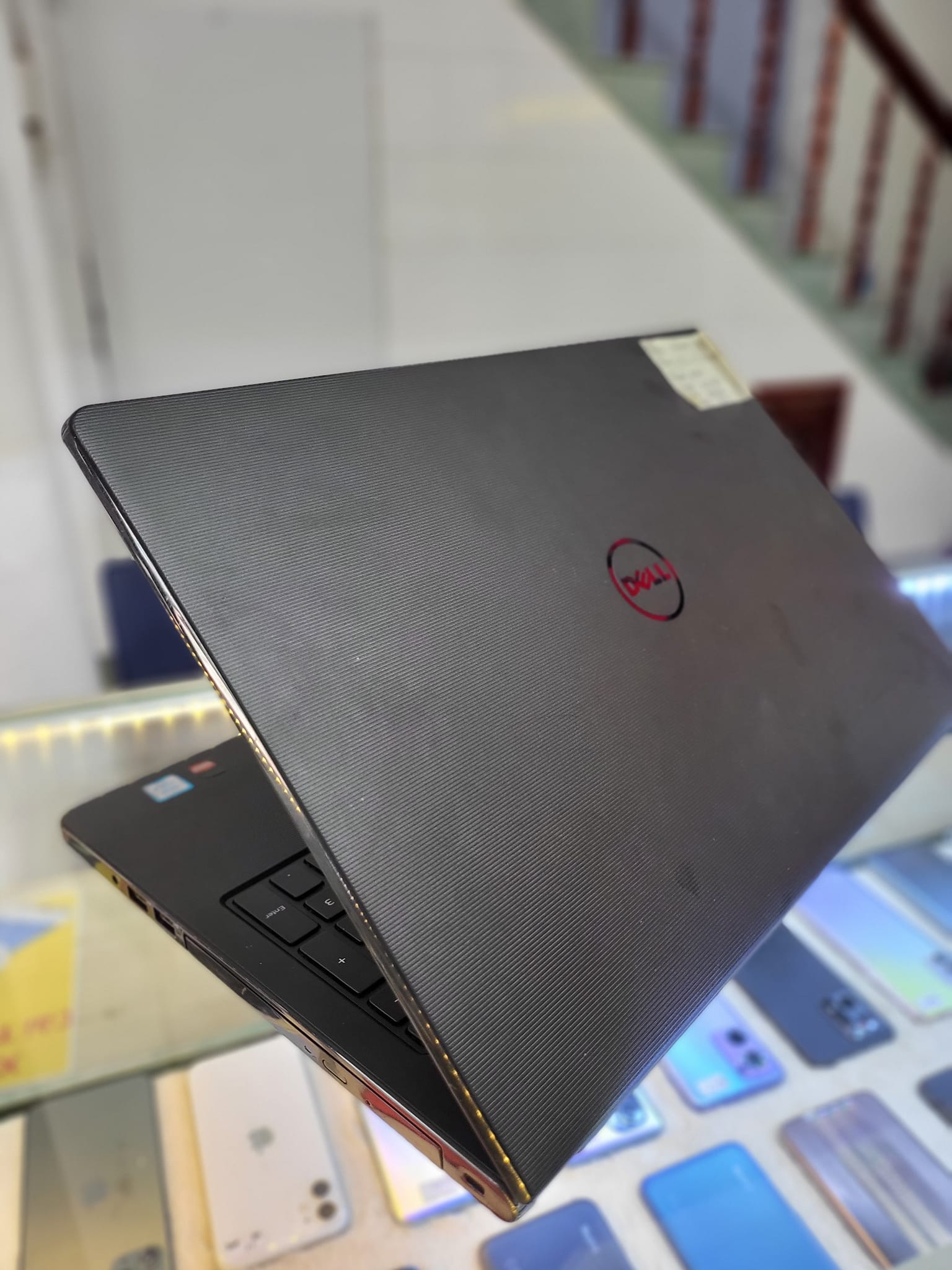 Laptop cũ Dell Vostro 3559