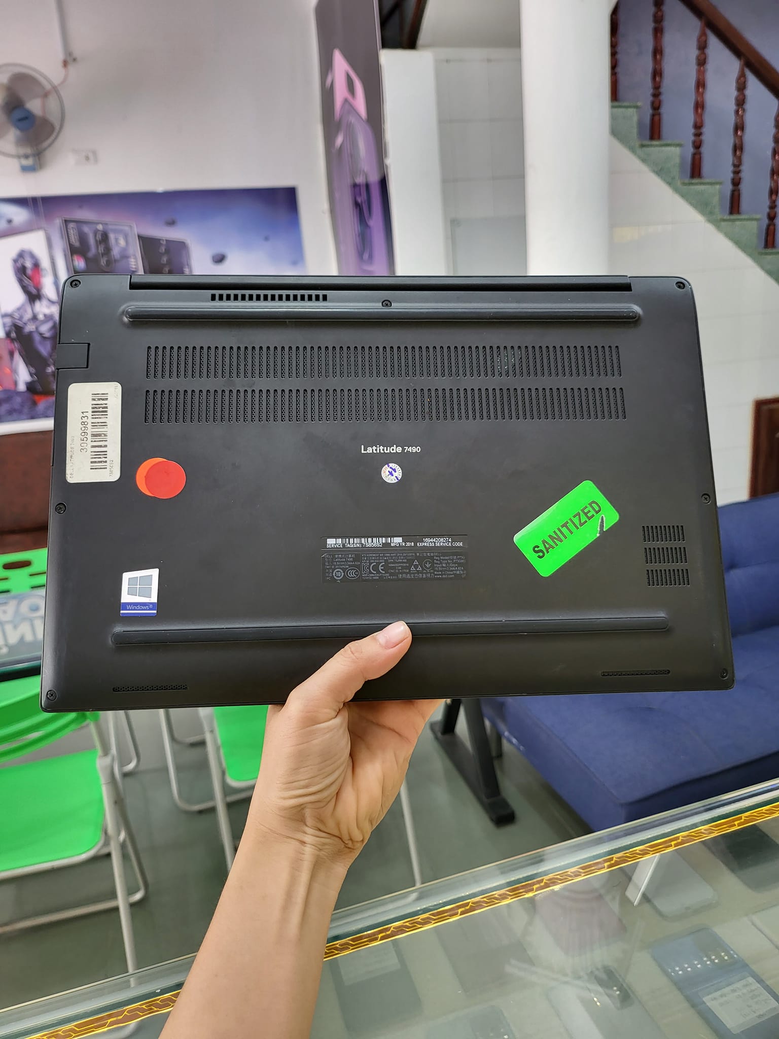 Laptop cũ Dell Latitude 7490