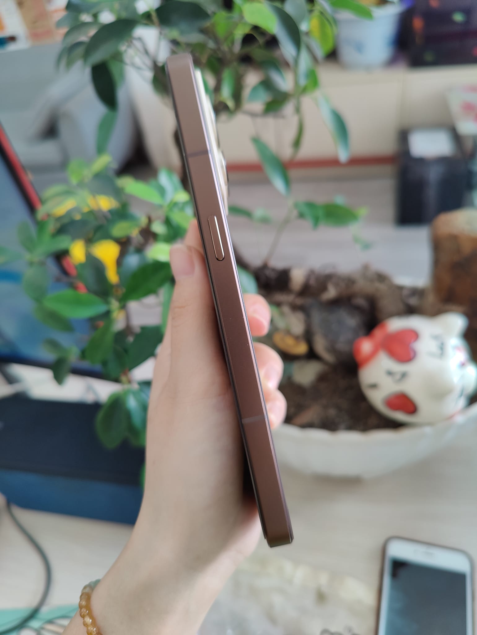 Điện thoại cũ Realme GT 2 Master Explorer Edition
