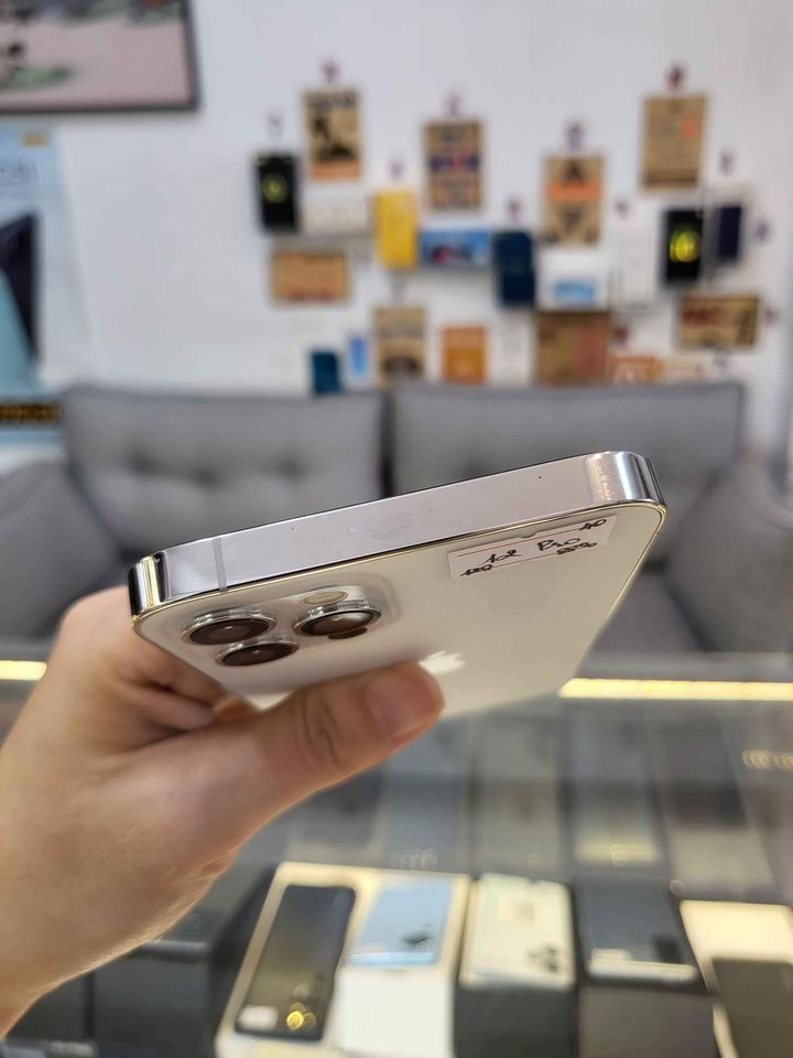 Điện thoại cũ iPhone 12  Pro