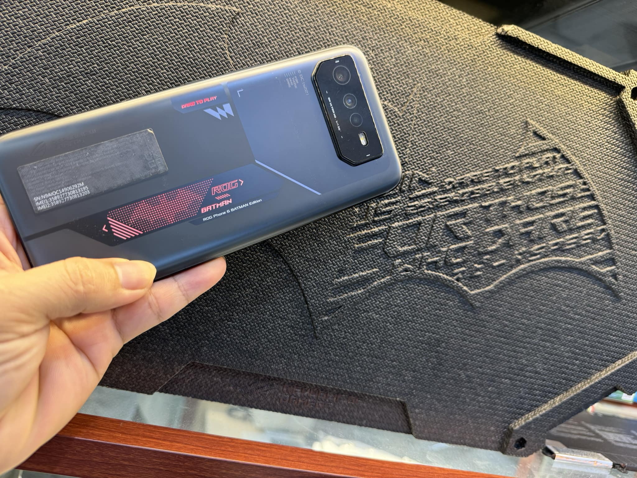 Điện thoại cũ Rogphone 6 Batman Edition