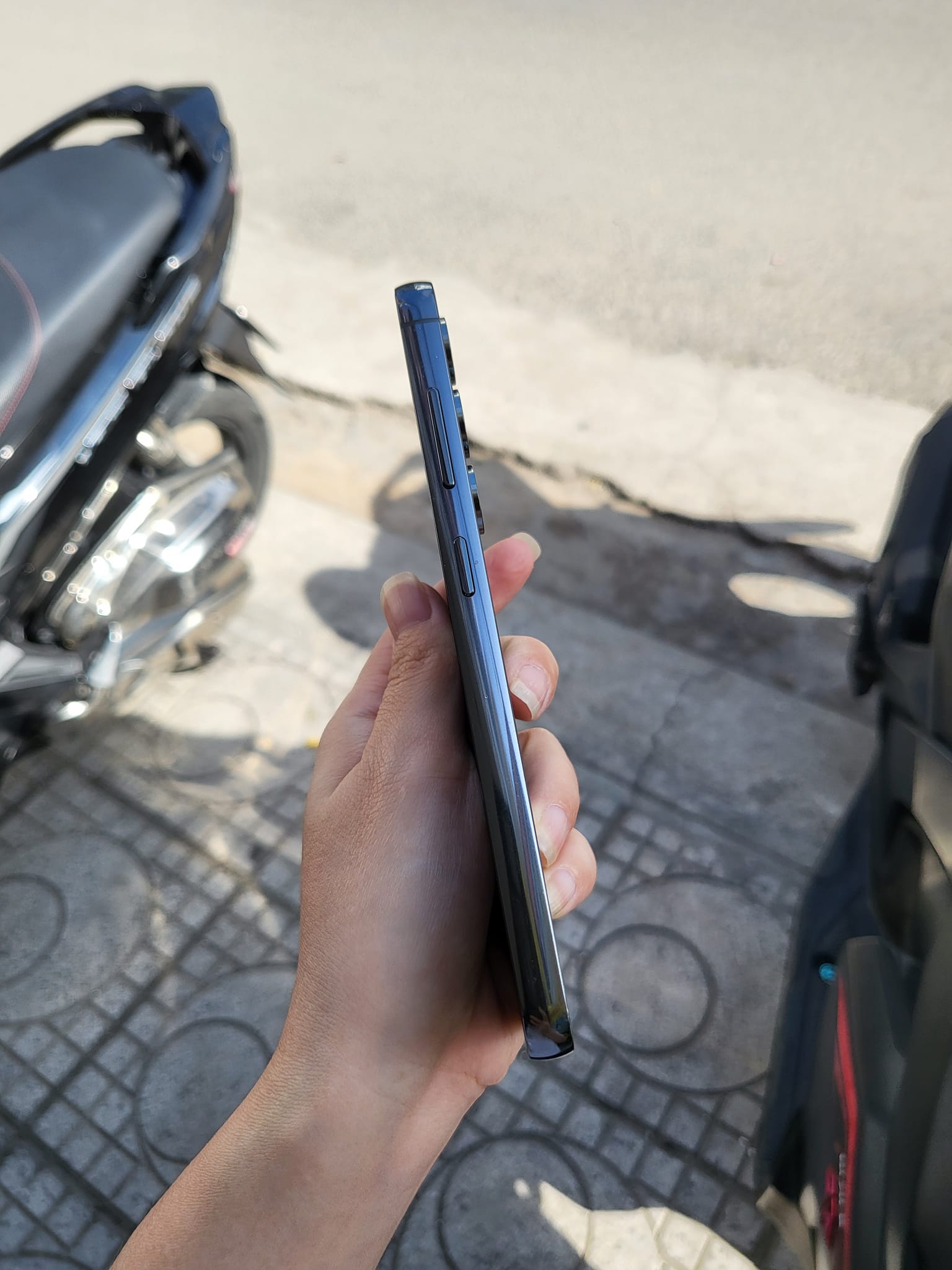 Điện thoại cũ Samsung Galaxy S23