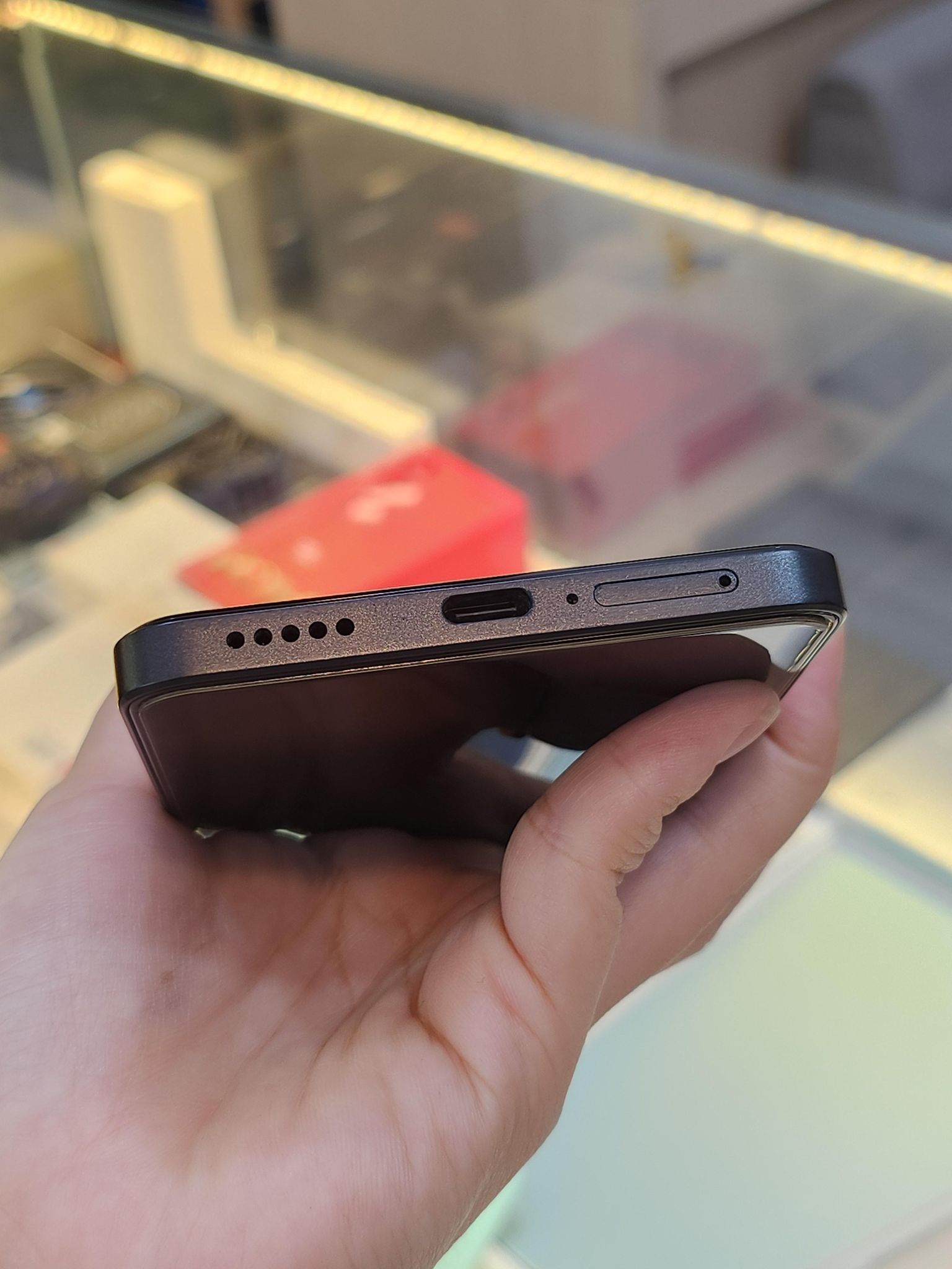 Điện thoại cũ Xiaomi Redmi K70E
