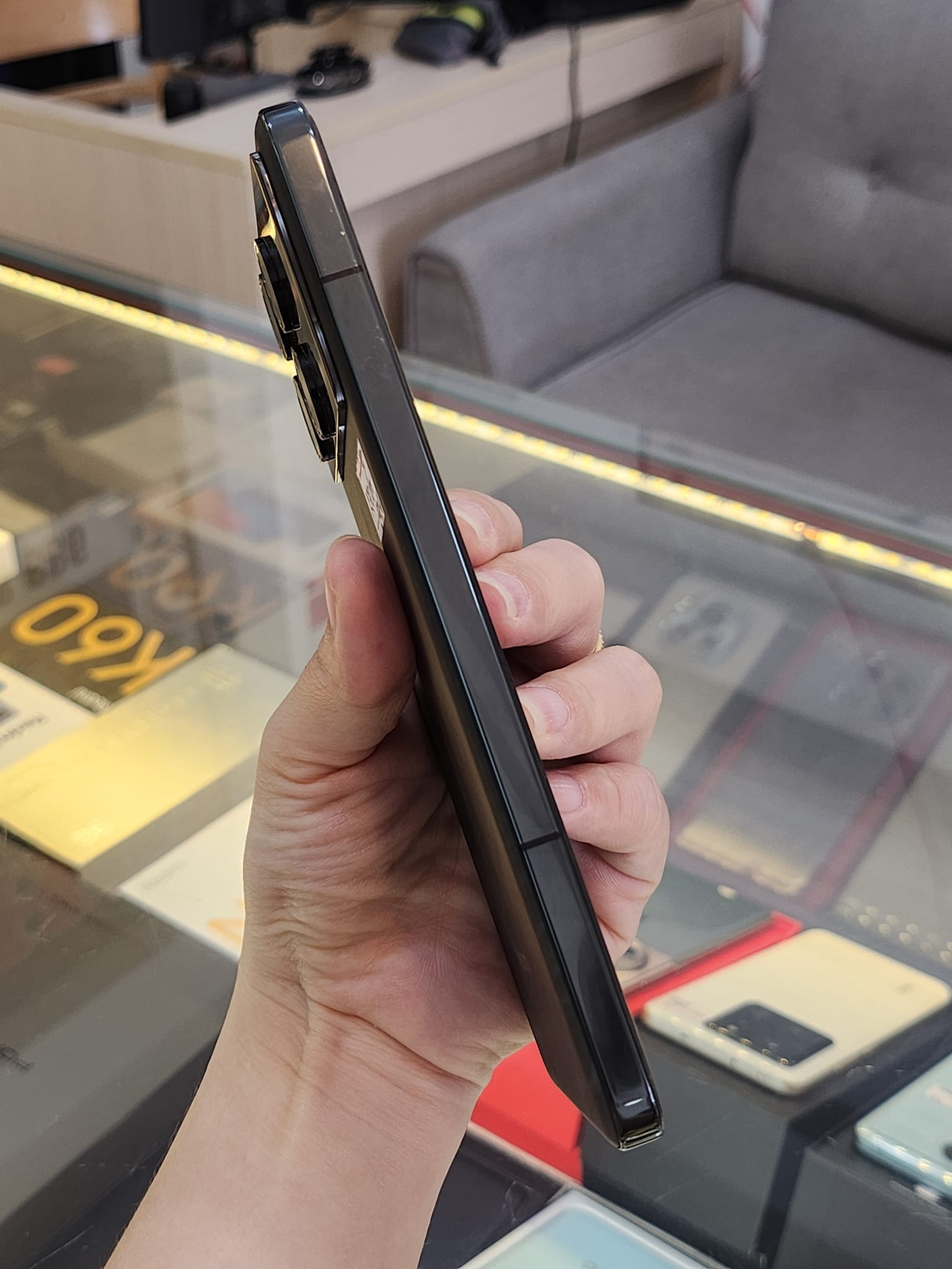 Điện thoại cũ Xiaomi Redmi K70 Pro