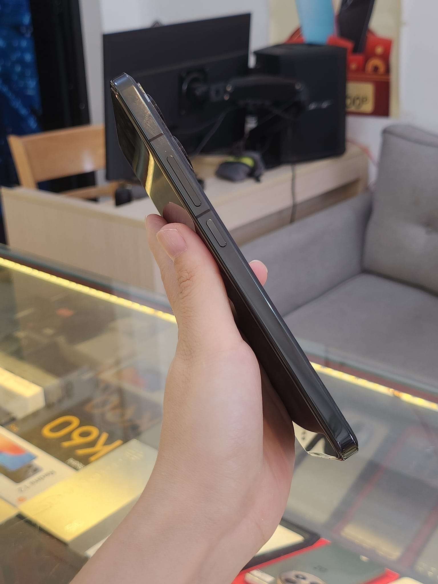 Điện thoại cũ Xiaomi Redmi K70 Pro
