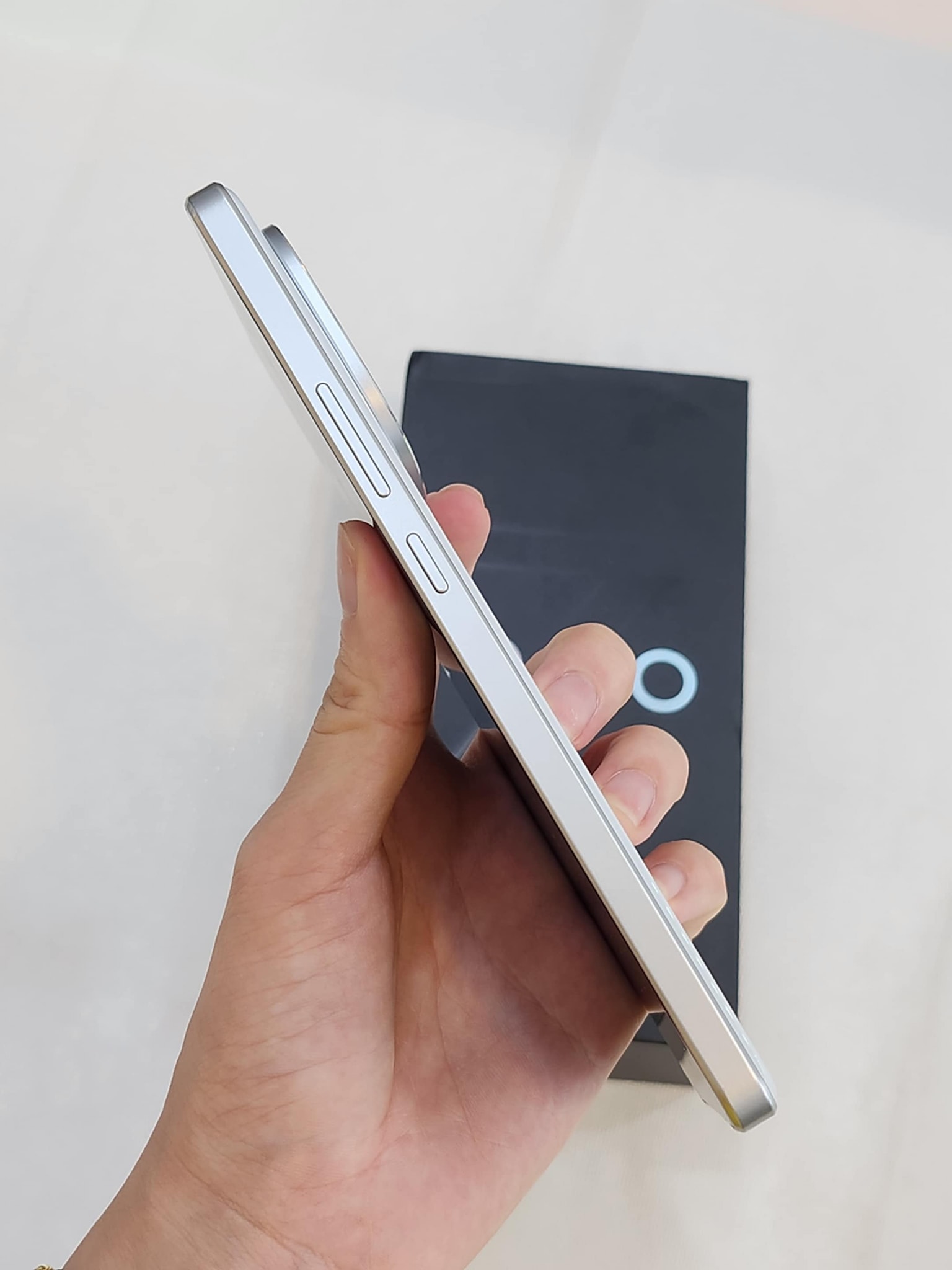 Điện thoại cũ Vivo IQ00Z10 Turbo Pro NEW