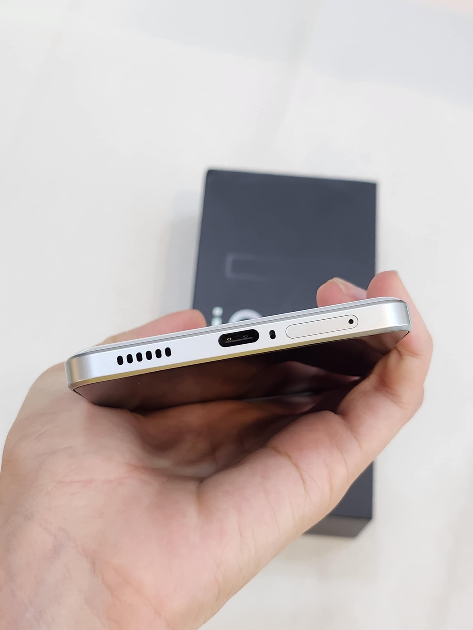 Điện thoại cũ Vivo IQ00Z10 Turbo Pro NEW