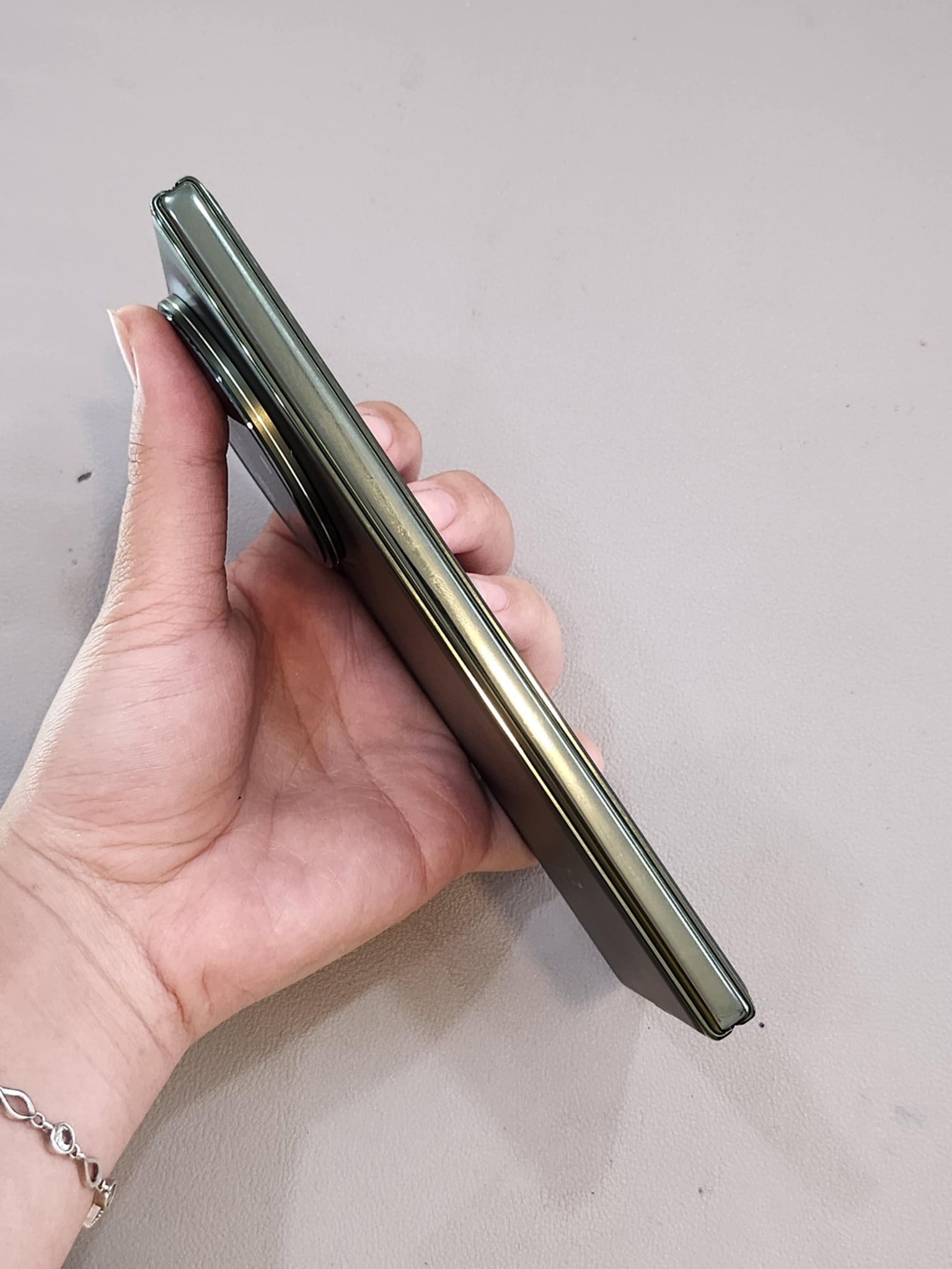 Điện thoại cũ Vivo XFOLD 5
